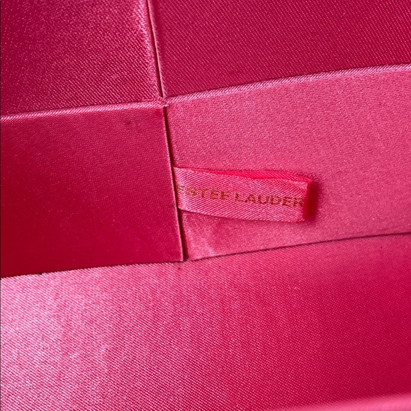 VINTAGE BROOCHES AND BOX BUNDLE OF 6 CAT HORSE AIRPLANE SANTA CROSS GOLD SILVER - Picture 16 of 16